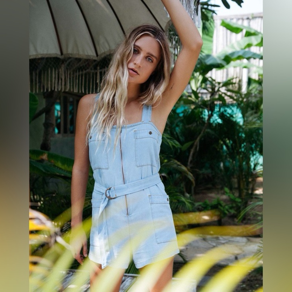 BILLABONG Light The Day Shortall Denim Chambray SZ XS